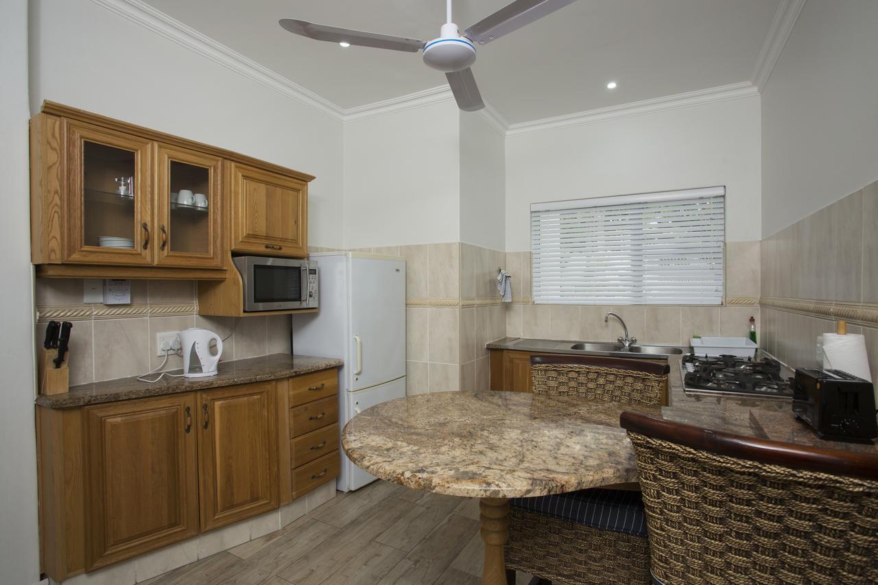 Ocean Hideaway Bed And Breakfast Amanzimtoti Luaran gambar