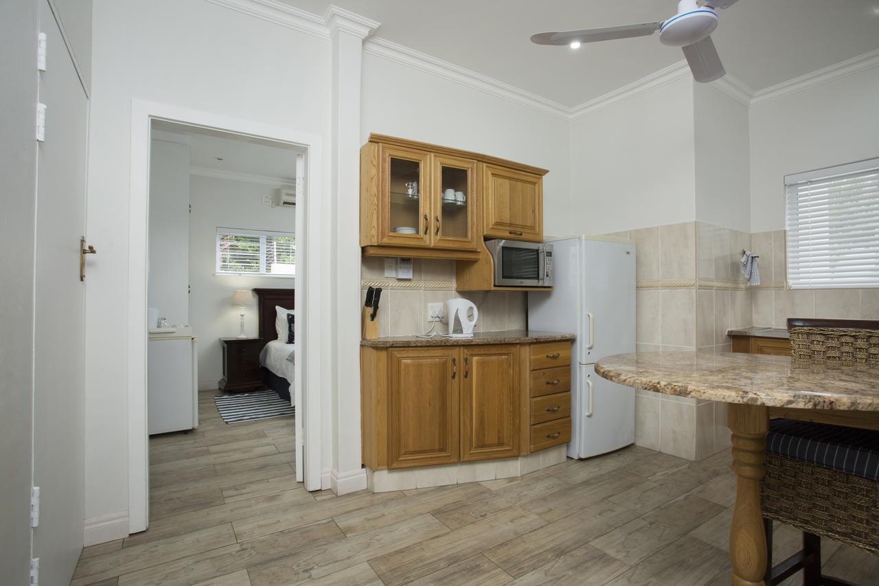Ocean Hideaway Bed And Breakfast Amanzimtoti Luaran gambar